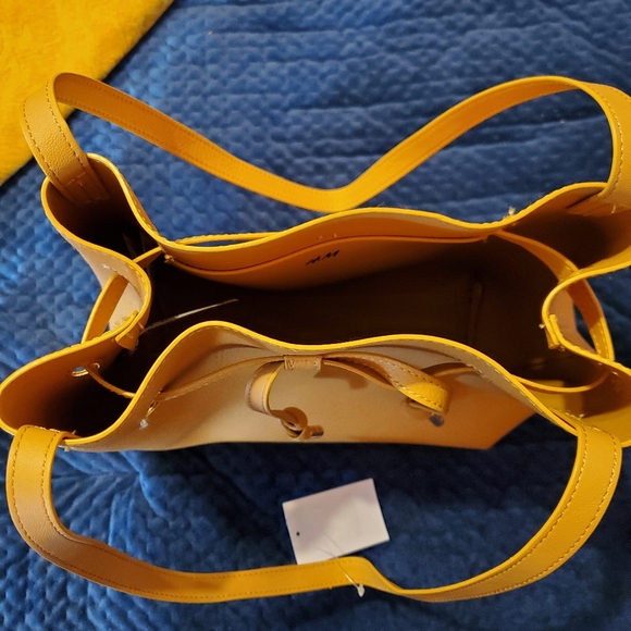 H&M Handbag - Picture 3 of 7